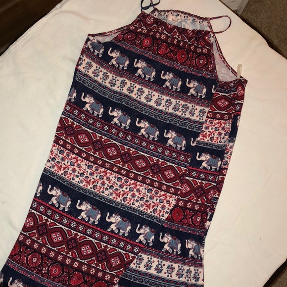 Dress - Picture 1 of 2